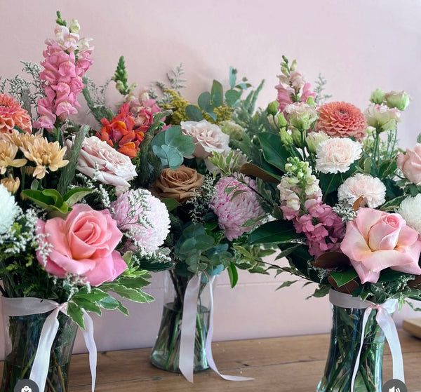 Thursday Blooms Delivered - THURSDAY