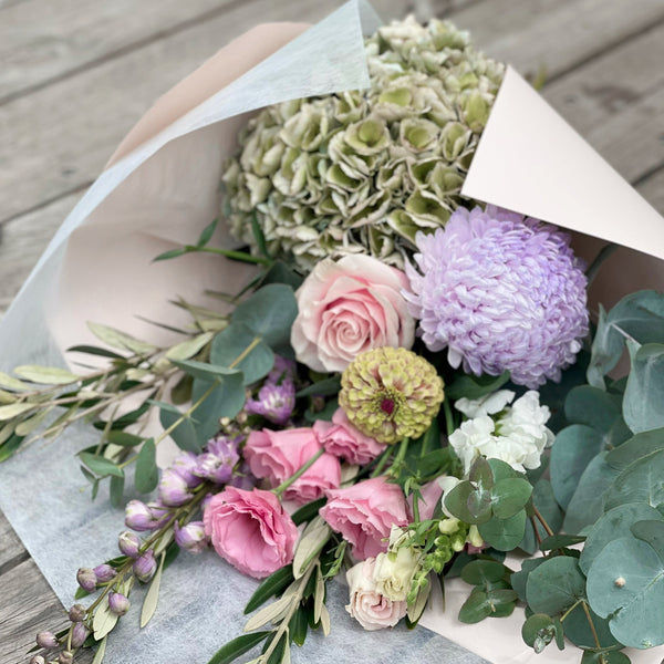Monday Blooms Delivered - MONDAY