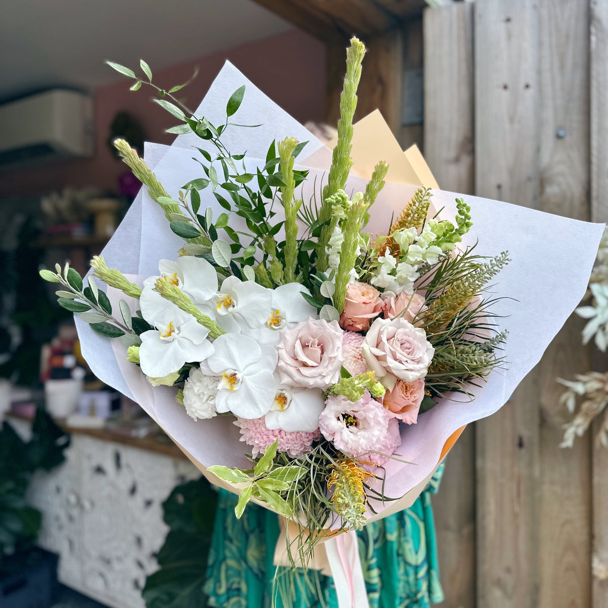 Friday Blooms Delivered - FRIDAY – The Petal Sisters