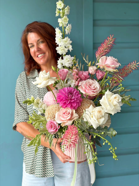 Friday Blooms Delivered - FRIDAY