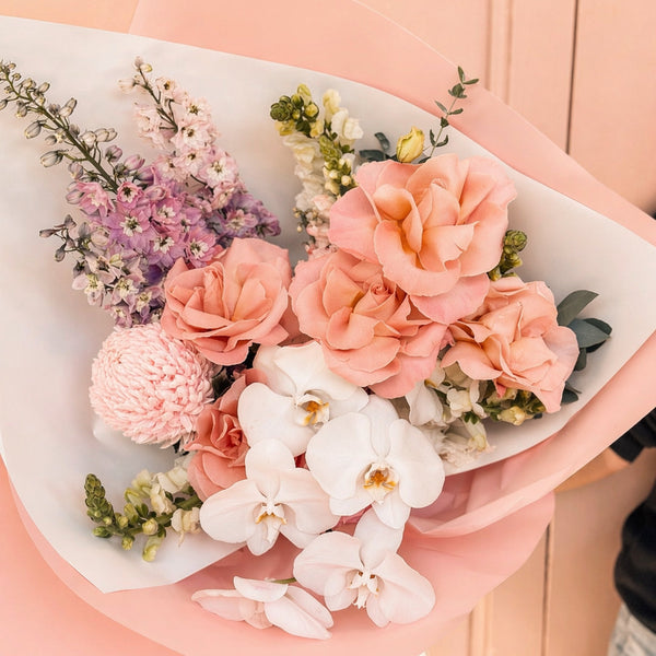 Mother’s Day Posy - SHOWSTOPPER